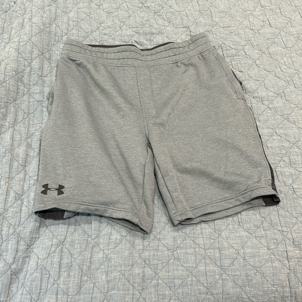 Under Armour large men’s gym shorts